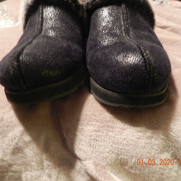 Women's Bobs by Skethchers Memory Foam Slippers - Picture 3 of 4